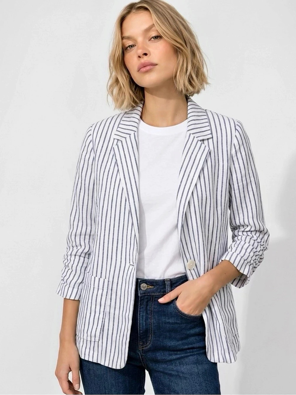 Chico’s • NWT Stripe Linen Ruched-Sleeve Blazer White & Blue stripe • Size 0